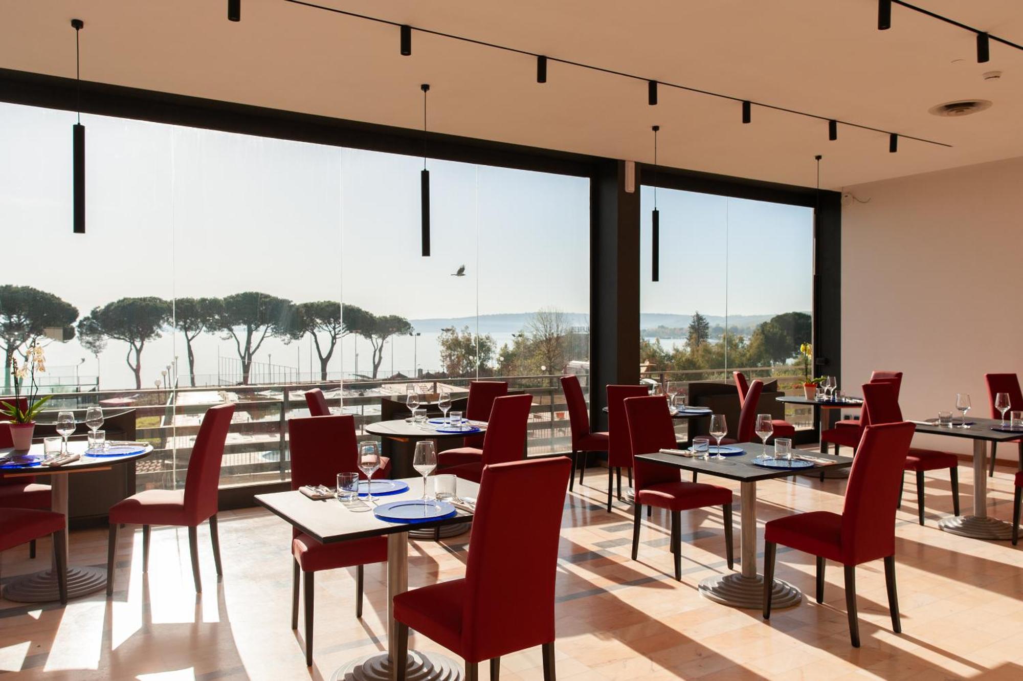 Ha Hotel Bracciano  Esterno foto